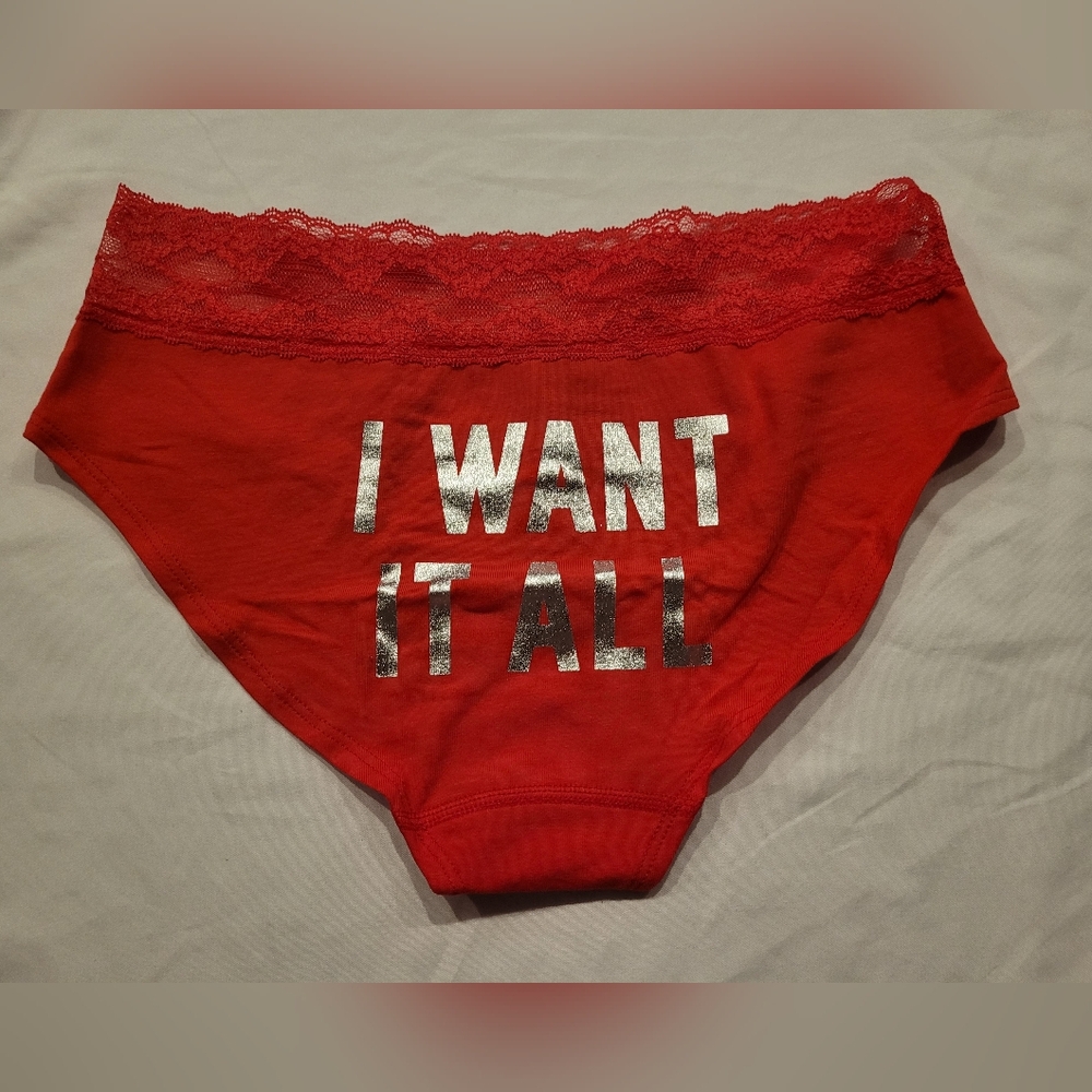 Victoria's Secret Medium Underwear NWT